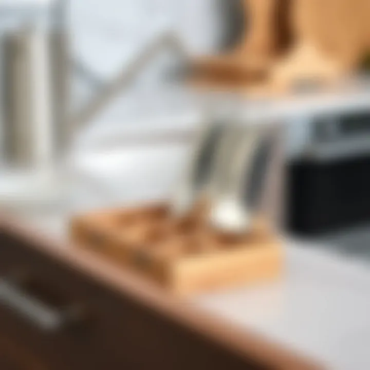 Compact drawer knife organizer maximizing space efficiency